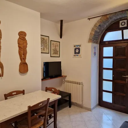 Apartment Casa Romantica Tra Liguria E Toscana Ortonovo